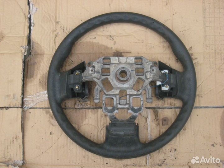 Рулевое колесо Nissan Almera classic