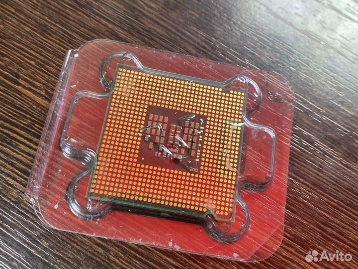 Процессор Intel Core 2 Quad Q9400 (4 ядра) S775