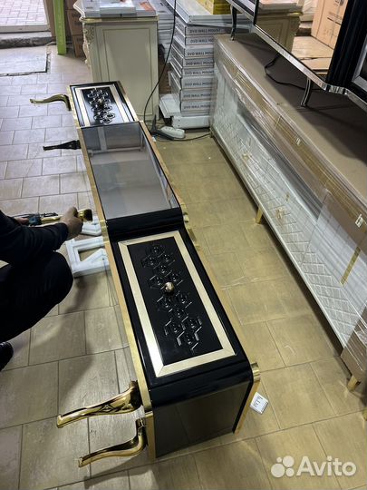 Подставка для телевизор