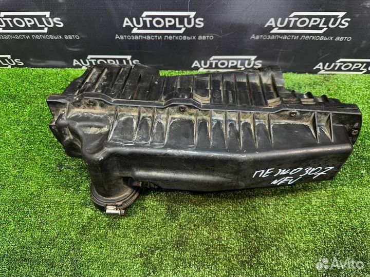 Корпус воздушного фильтра Peugeot 307 хэтчбек 1.6