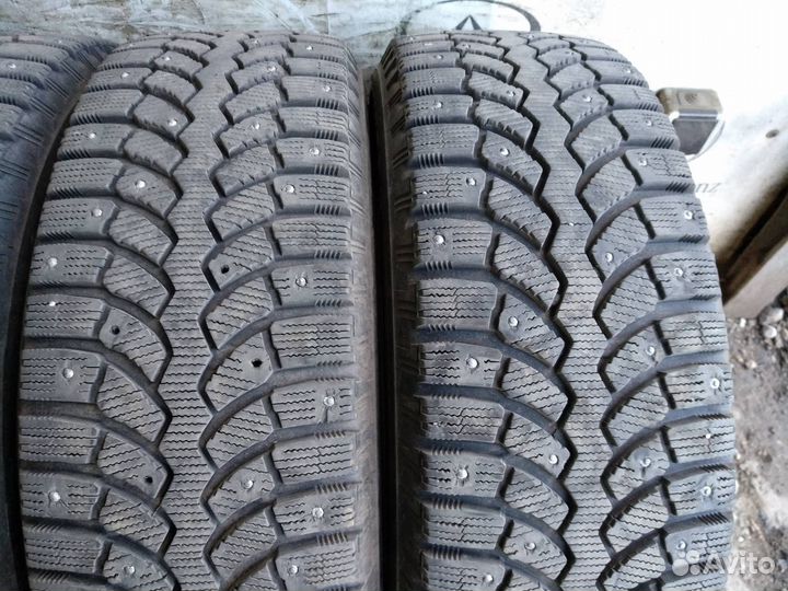 Bridgestone Blizzak Spike-01 205/65 R16 95T