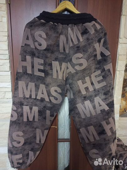 Спортивный костюм женский