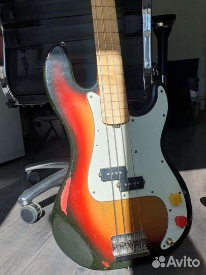 Бас гитара Musima action bass