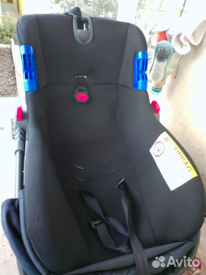 Прогулочная коляска и автокресло