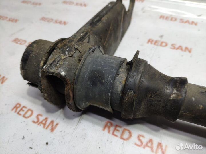 Торсион подвески левый Mitsubishi Pajero Sport