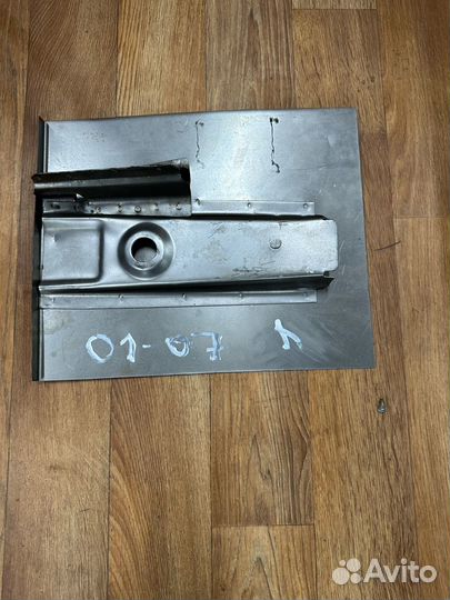 Ремчасть пола Ваз 2101-07 передняя левая + поддомк