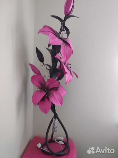 Ростовые цветы светильники