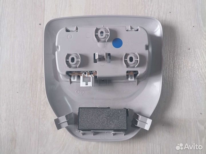 Плафон освещения салона, эроглонас Ларгус