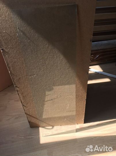 Стекла от стенки