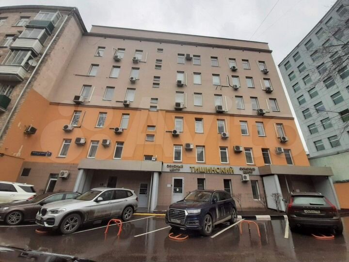 Здание, 2000 м²