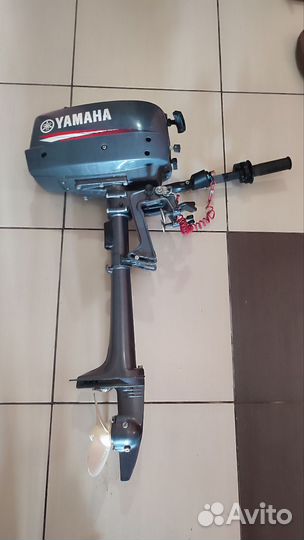 Подвесной лодочный мотор