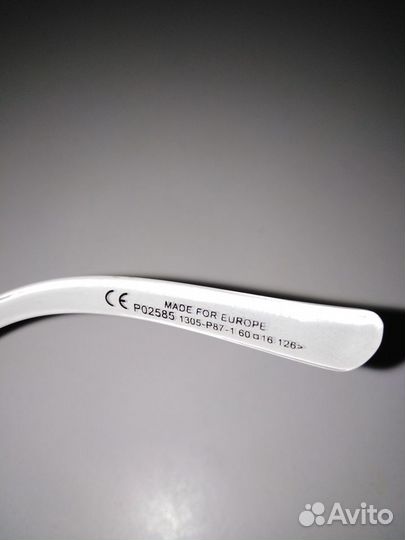 Очки солнцезащитные