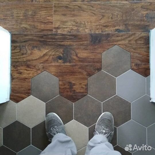 Ремонт ванной и санузла. Укладка плитки, Плиточник