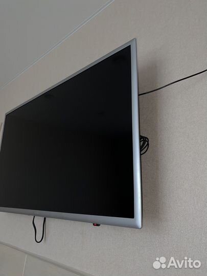 Телевизор Samsung ue32m5550au