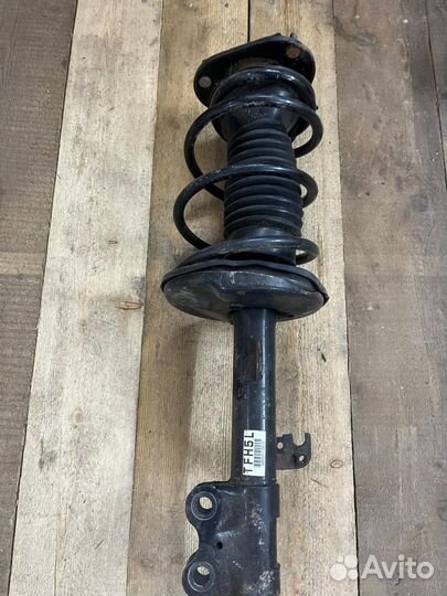 Стойка передняя Тойота Аксио