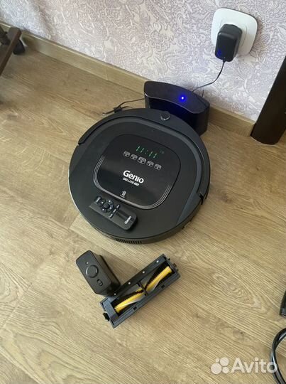 Продам робот-пылесос Genio deluxe 370