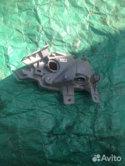 Фонарь Тойота Рав Toyota Rav 2016 г