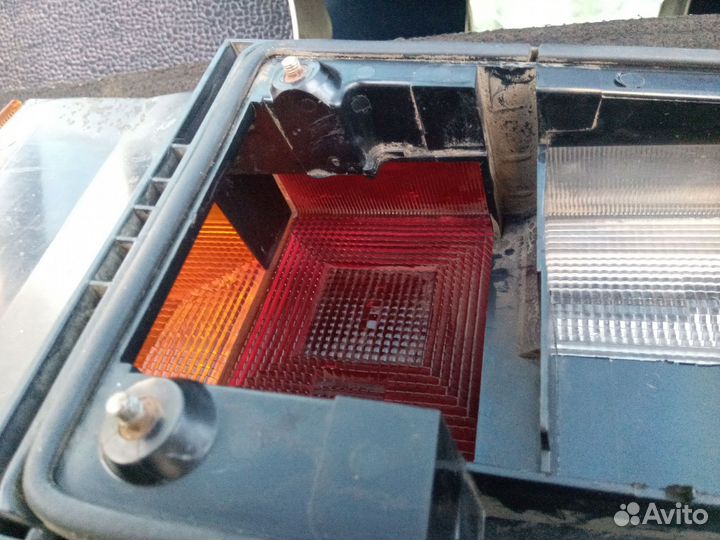 Задний фонарь ваз 2114