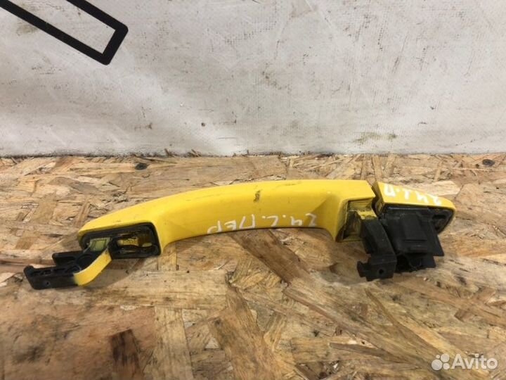 Ручка двери внешняя передняя левая Opel Astra J