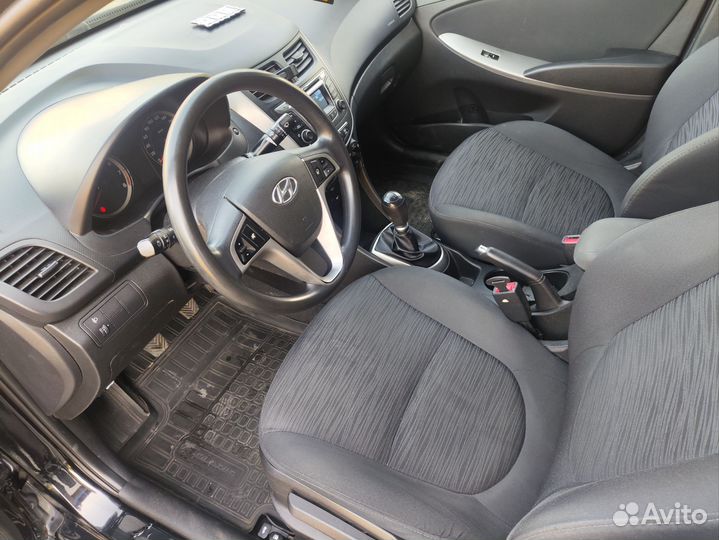 Hyundai Solaris 1.4 МТ, 2014, 113 000 км