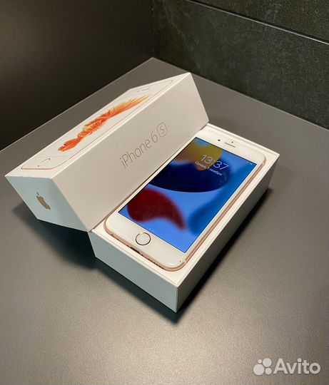 iPhone 6S, 32 ГБ