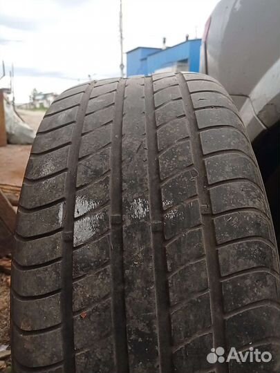 Dunlop SP Sport 2000E 245/45 R17 94