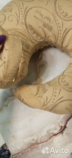 Подушка для отдыха и путешествий 36*36