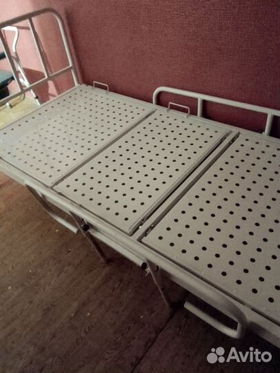 Медицинская кровать для лежачих больных