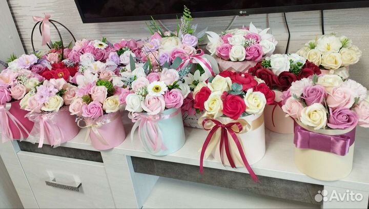 Мыльные розы букеты в коробке