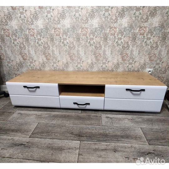 Тумба под тв