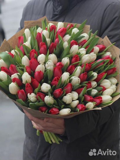 Тюльпаны к 8 марта оптом
