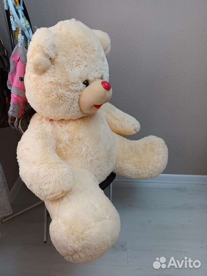 Плюшевый медведь