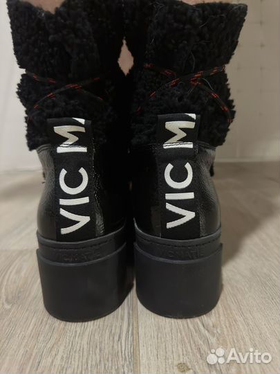 Ботинки демисезонные Vic matie