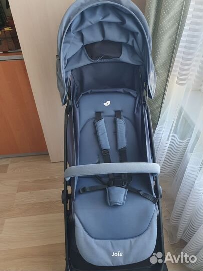 Прогулочная коляска Joie tourist