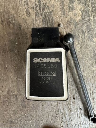 Датчик педали сцепления Scania 5 1435680