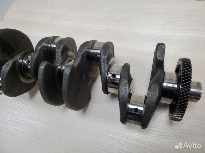 Коленвал Audi Q3 8U 2013