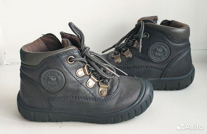 Ботинки детские 24