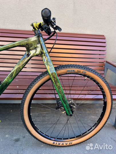 Карбоновый мтб велосипед, кастомная покраска, разм