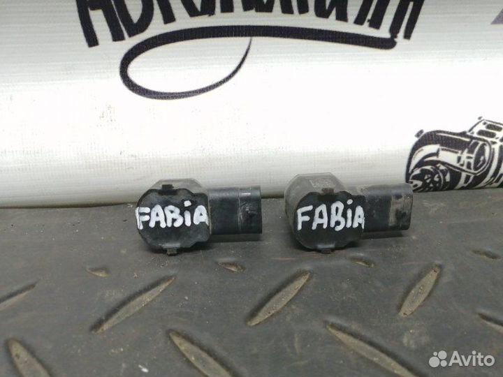 Парктроник Skoda Fabia