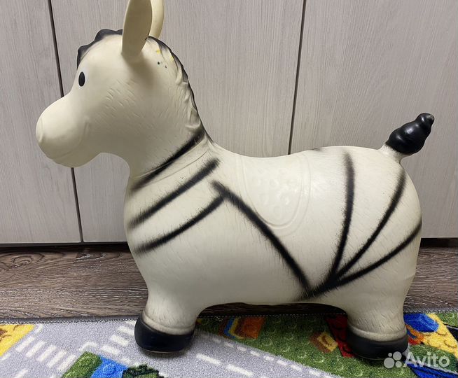 Прыгун ослик