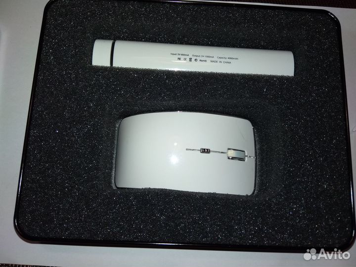 Внешний аккумулятор в наборе с беспроводной мышью