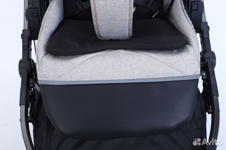Прогулочная коляска новая