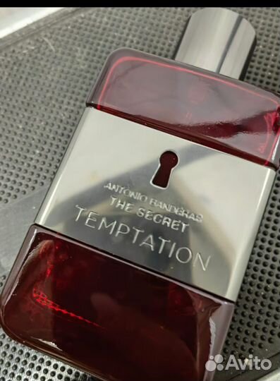 Мужская туалетная вода