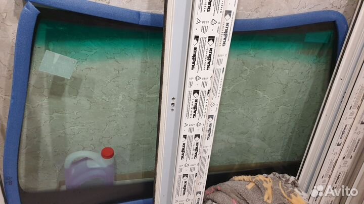 Лобовое стекло