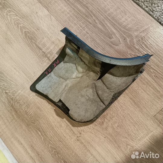 Пластик передней левой стойки Geely MK 1