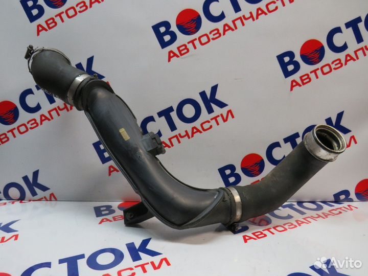 Патрубок интеркуллера Лево volkswagen tiguan 5N1, 5N2 cawa, cawb