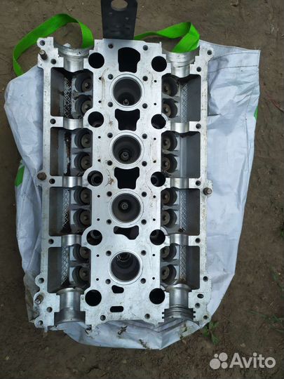 Головка блока Volvo S40