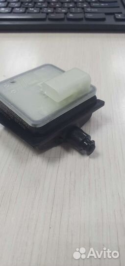 Привод замка крышки топлевного бака мерседес