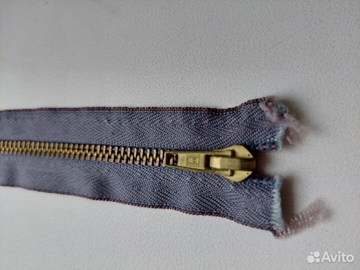 Молния для одежды металлическая