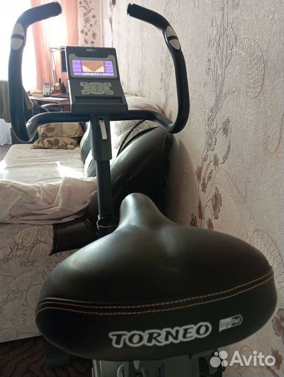 Велотренажер torneo amulet b520m
